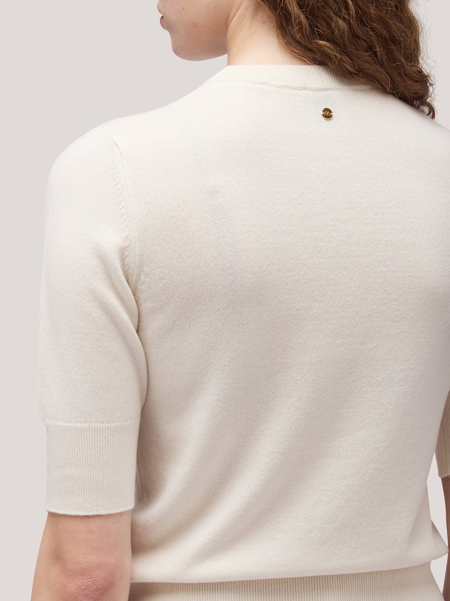 Women's crew neck sweater with elbow-length sleeves and ribbed edges white 250a12_fw25-3_217bia 68160240419142