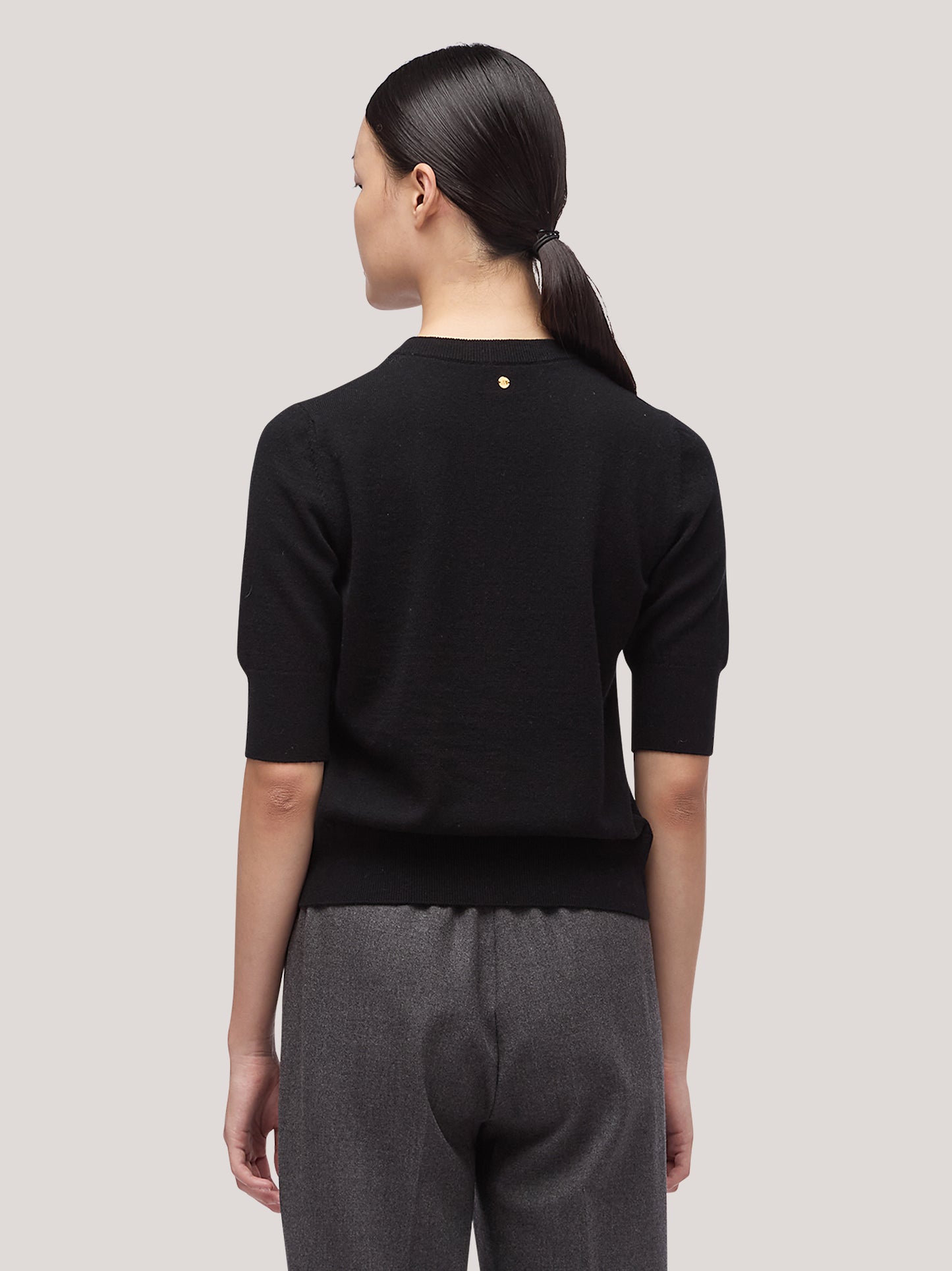 Women's crew neck sweater with elbow-length sleeves and ribbed edges black 250a12_fw25-3_096ner 68160251265350