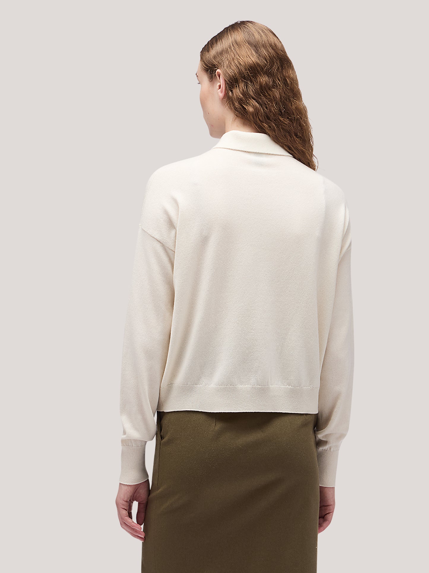 Women's long-sleeved polo shirt with dropped shoulders white 250a13_fw25-3_217bia 68160214499654