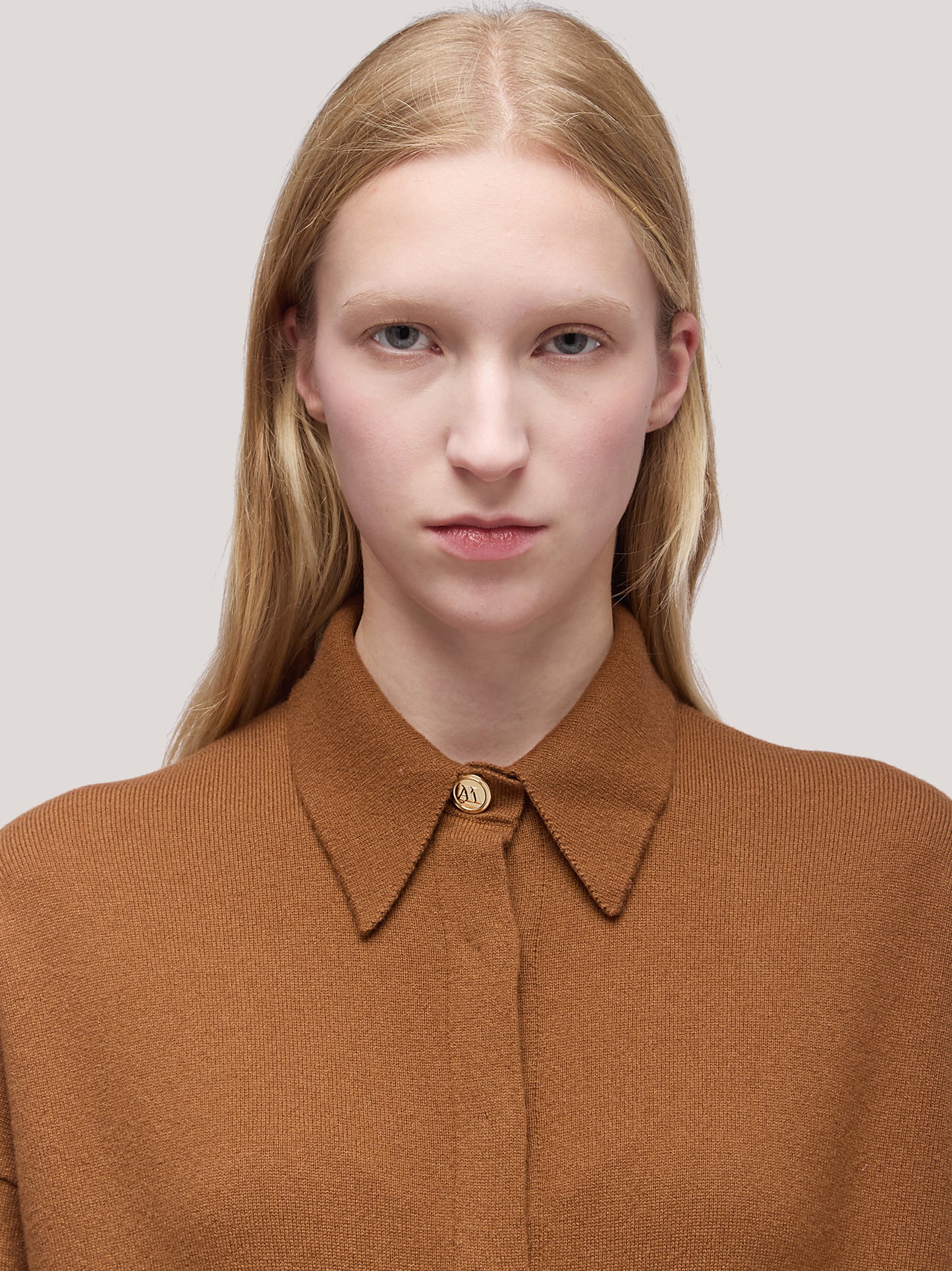 Maglia polo polo manica lunga spalla scesa caramel cafe 250a13_fw25-3_165car 68524080693574