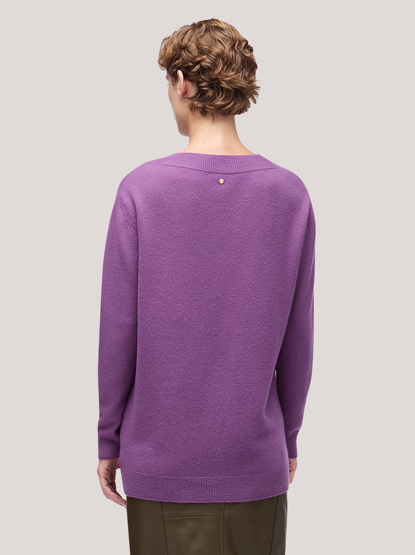 Maglia donna scollo V profondo manica lunga, garzato violetto 250a95_fw25-3_t98vio 68148926054726