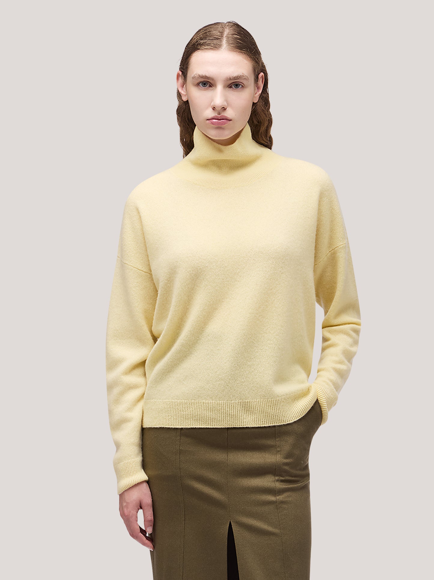 Maglia donna collo alto in piedi manica lunga, garzato canarino 250a96_fw25-3_620can 68148863566150