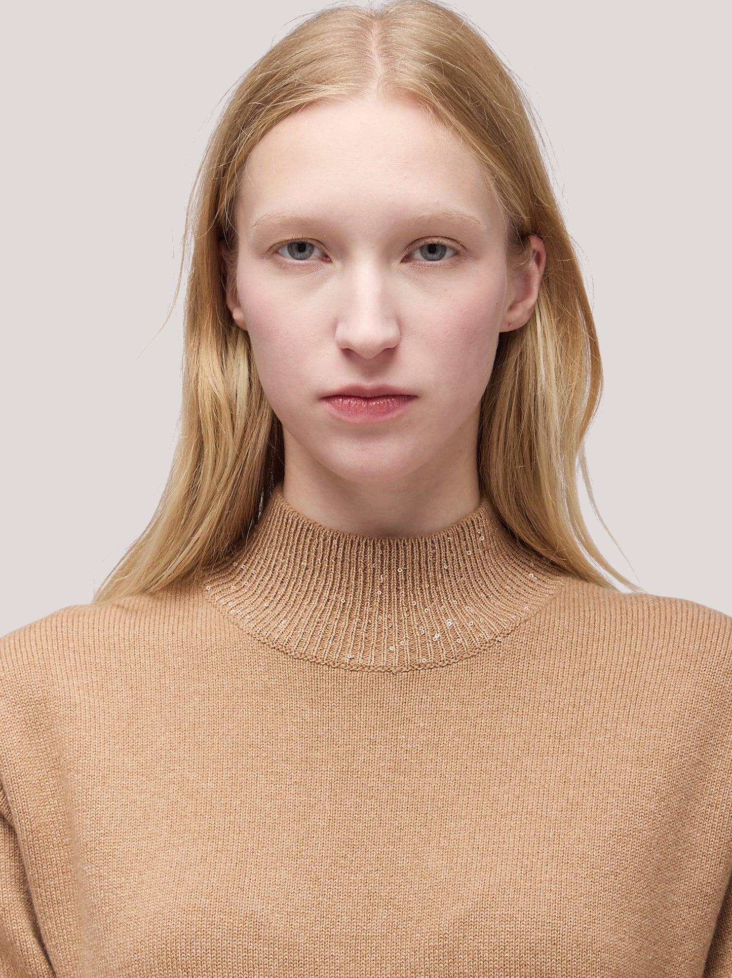 Abito lupetto donna con inserto paillettes su bordi biscotto 250f06_fw256a_846bis 68522462904646