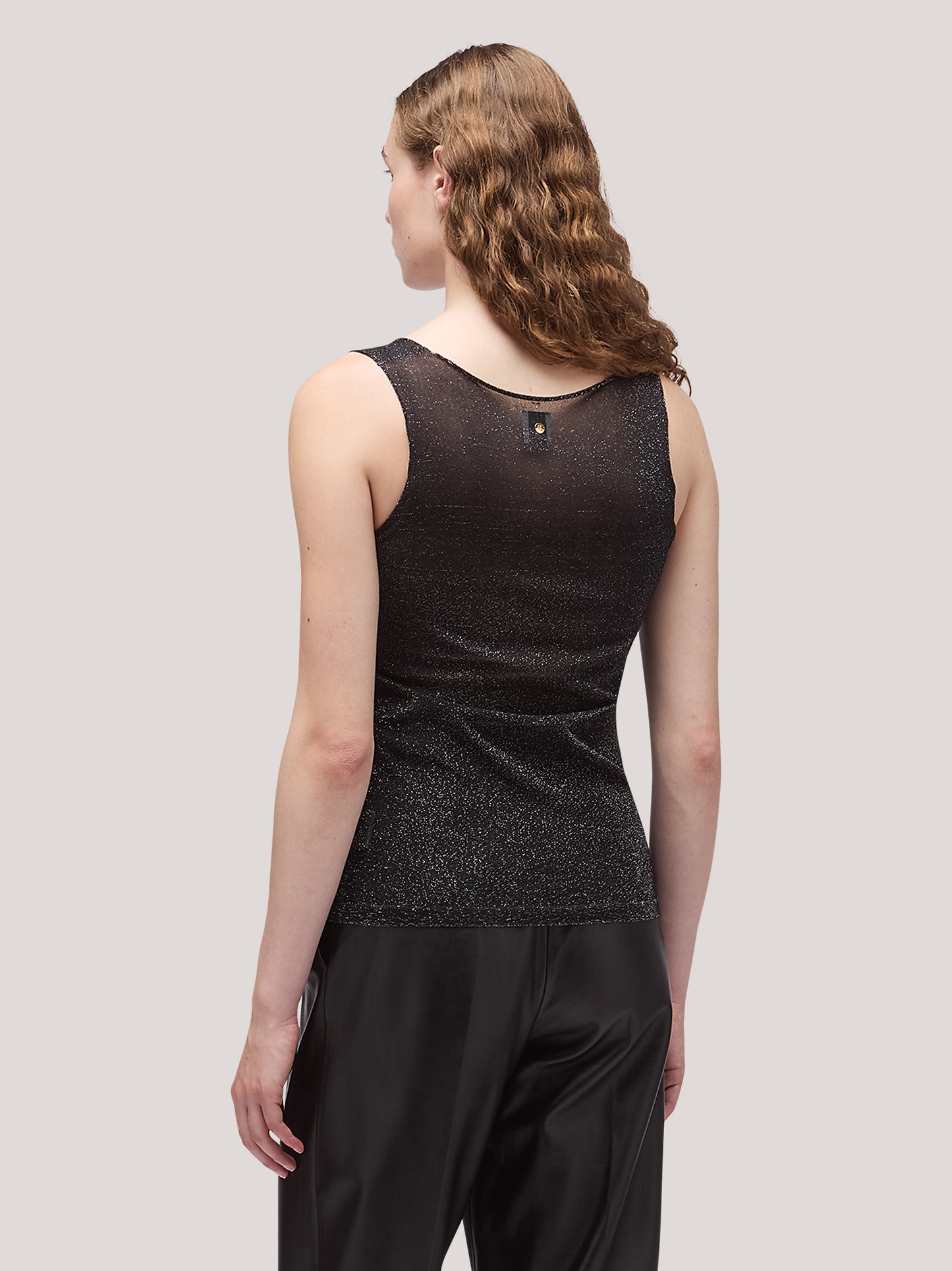 Women's sleeveless V-neck sweater, image black 250h82_fw25im_096bla 68147908444486