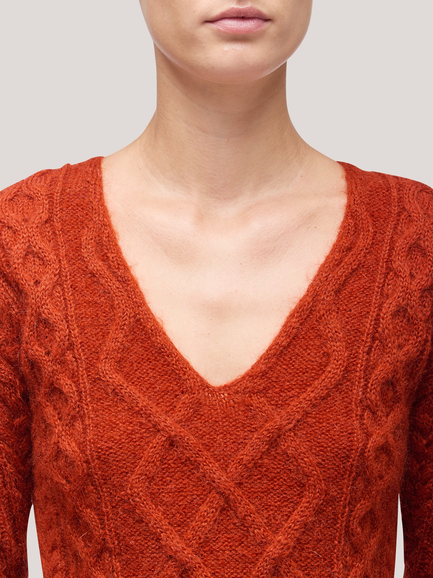 Women's V-neck cable knit sweater with long sleeves, soft mohair copper 250n12_fw255a_677ram 68147790414150