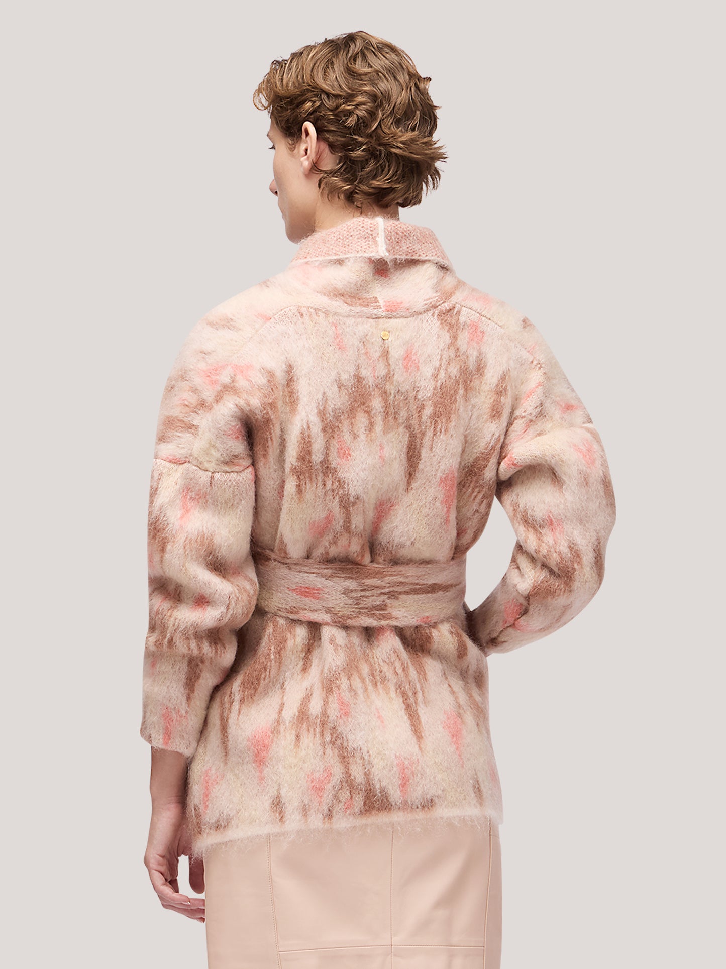 Maglia cardigan donna aperto con cintura, tasche, fantasia floreale pettinata b.co /biscotto 250n22_fw255c_217bia 68147739722054