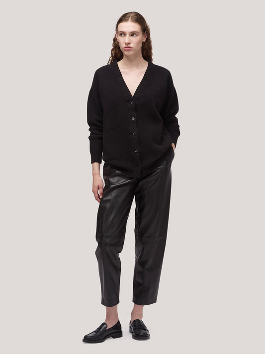 Maglia cardigan donna con tasche, manica lunga, punto milano black 250r13_fw25-7_096bla