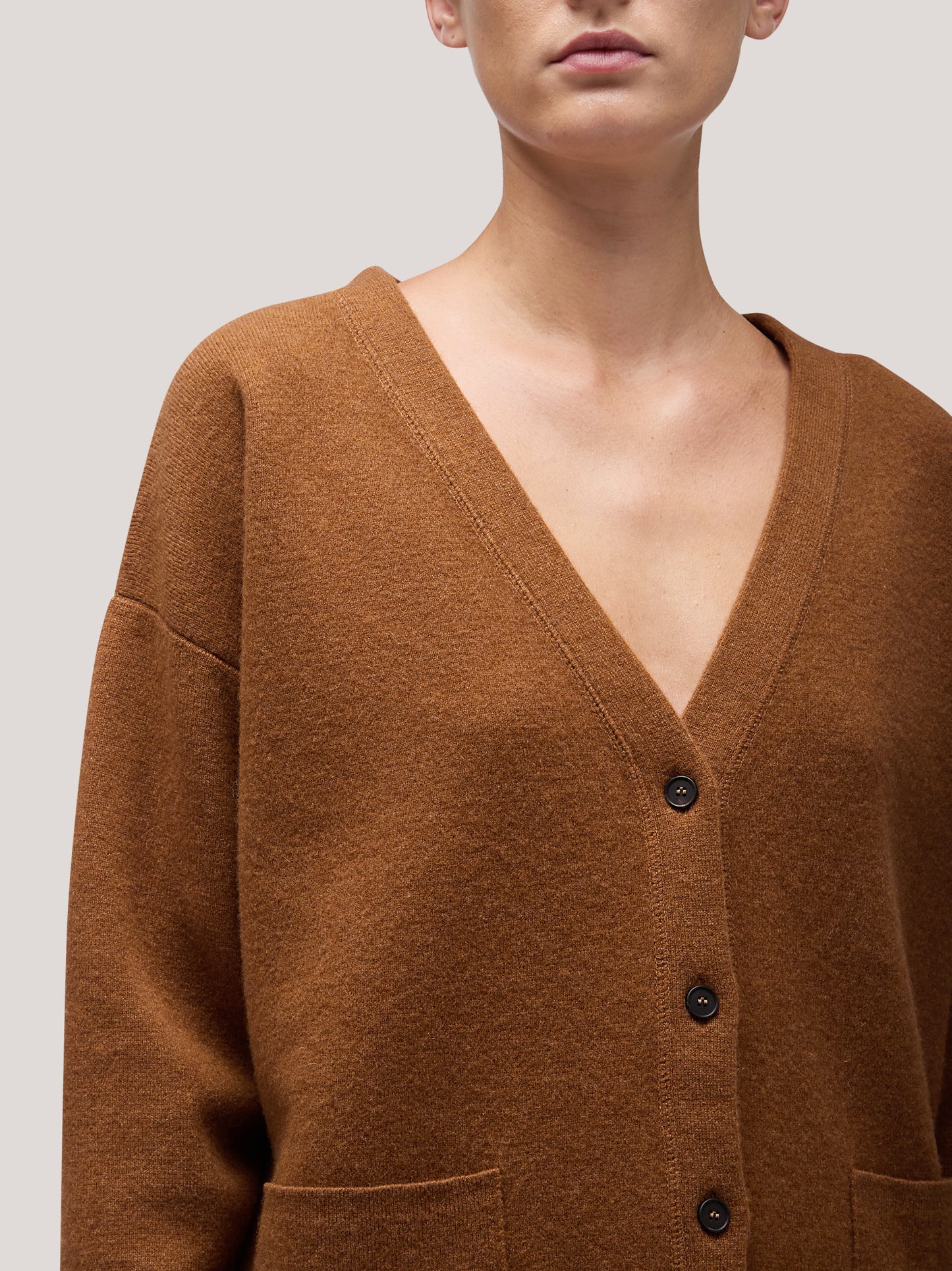 Maglia cardigan donna con tasche, manica lunga, punto milano dakar 250r13_fw25-7_j37dak 68147143770438