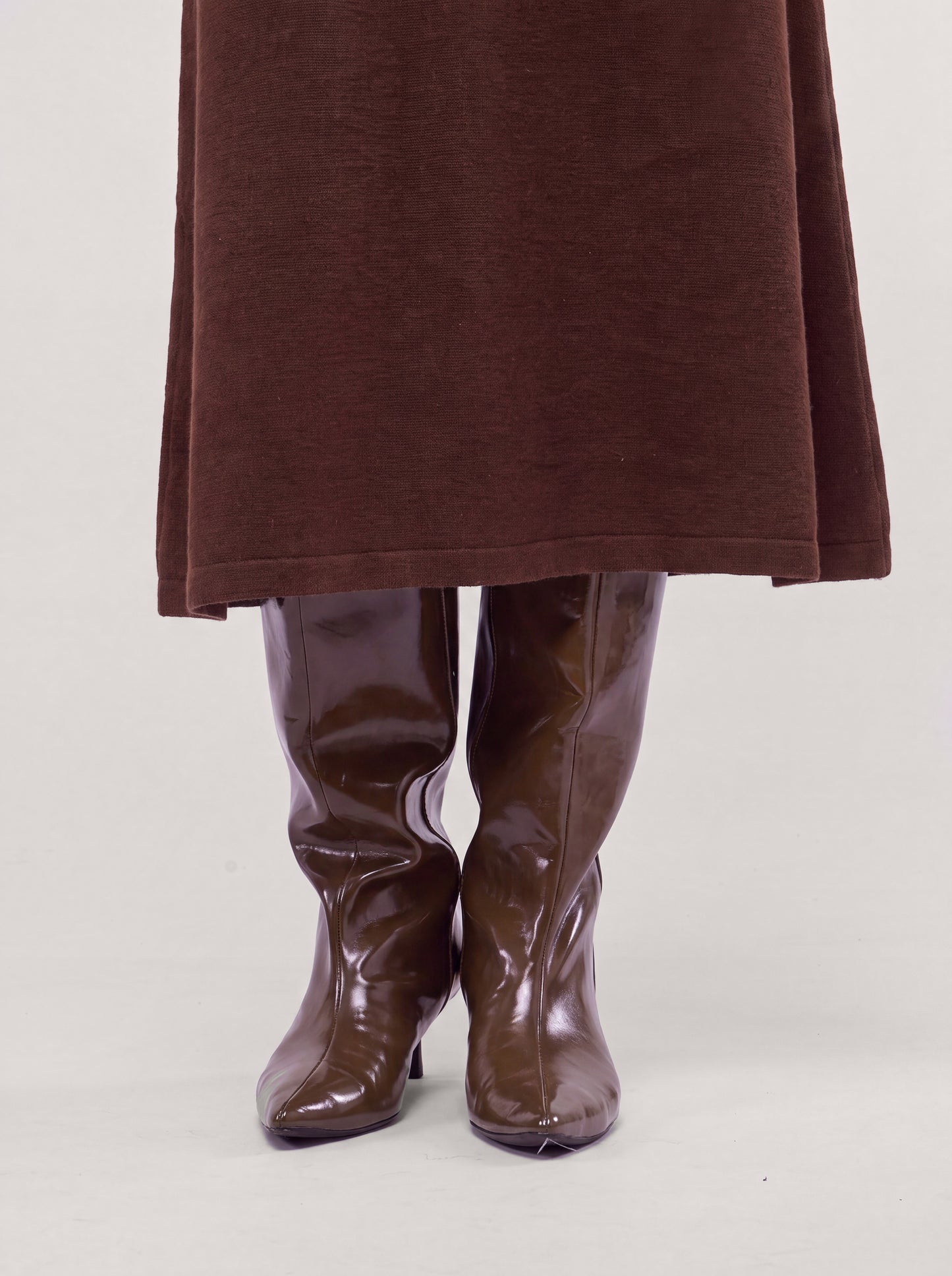 Long skirt in Essential Cashmere nut 260a62_fw26-3_492noc 74823150797126