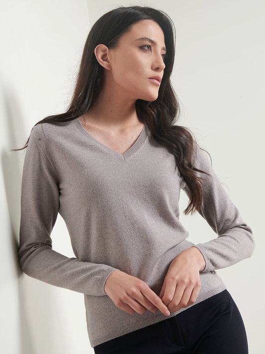 Cashmere V-neck sweater - Cashmere V-neck sweater alt - 002