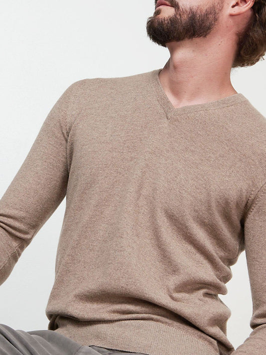 Cashmere V-neck sweater - Cashmere V-neck sweater alt - 002