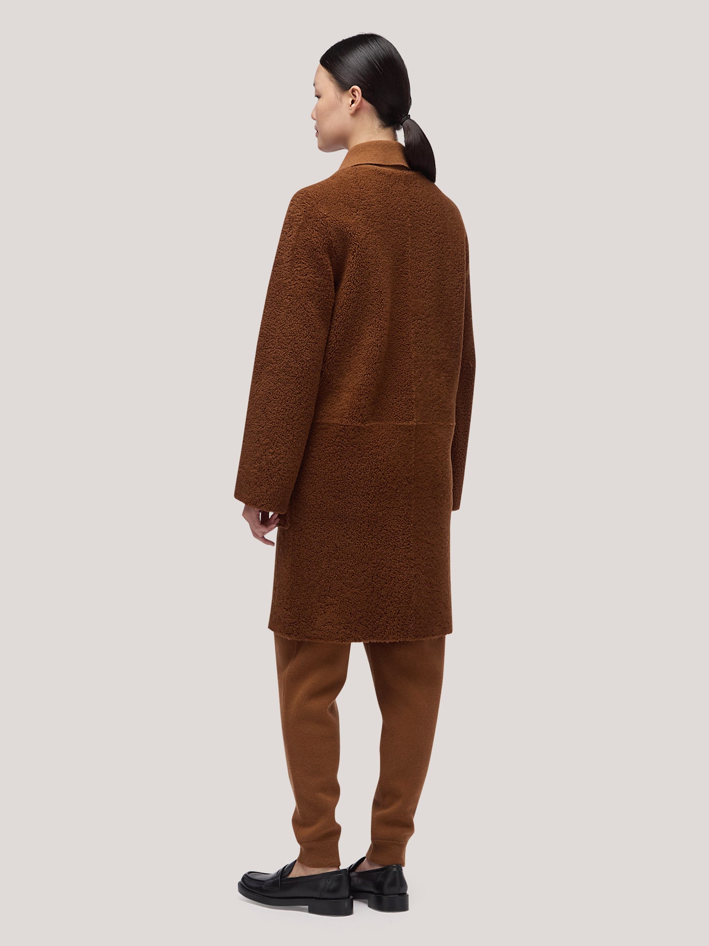 Cappotto vestaglia donna in montone con tasconi e cintura tabacco cpa075_f2516a_ta0001 68145634279750