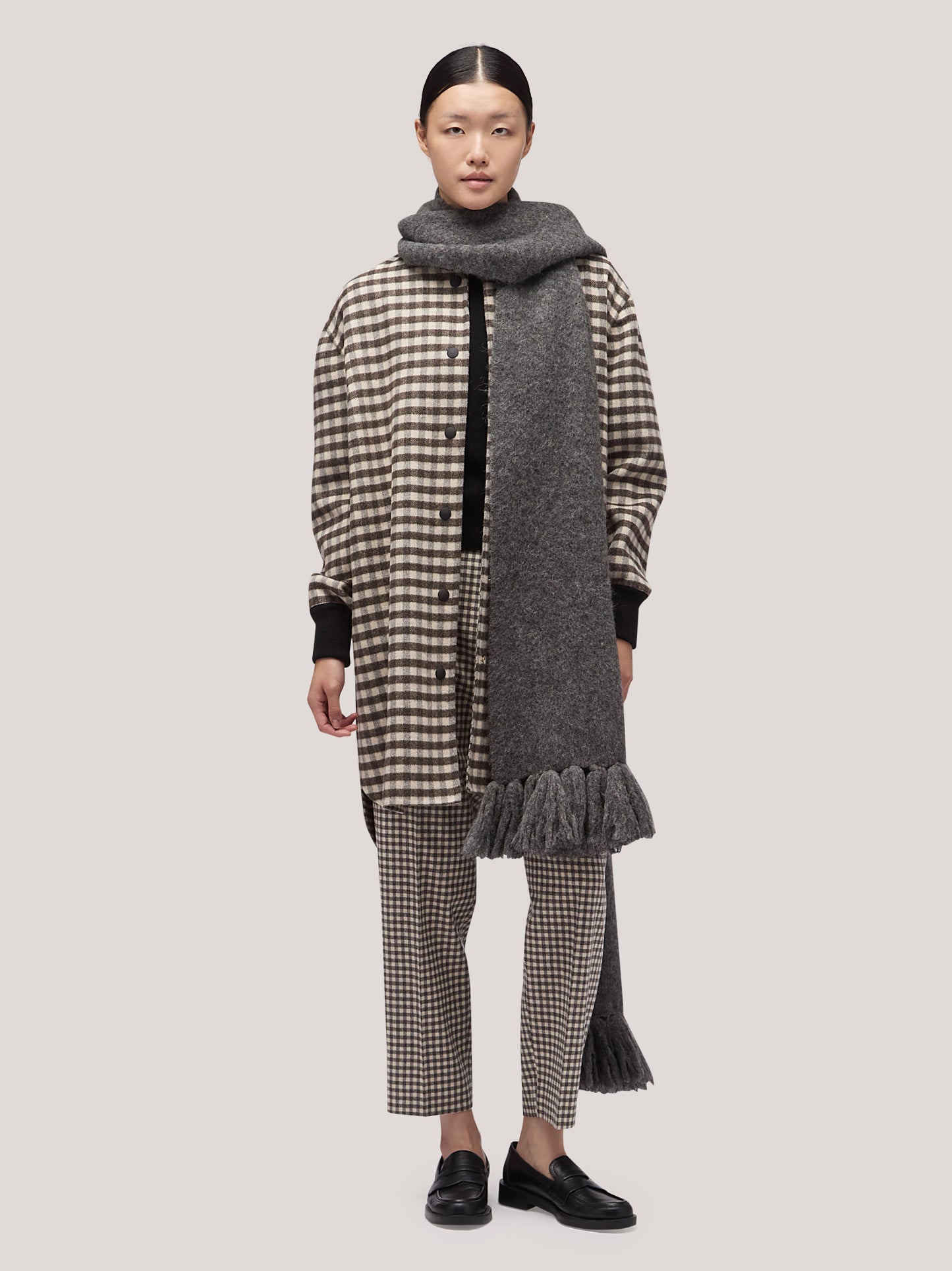 Cappotto donna reversibile con fondo stondato e bordi in maglia in vichy double navy/tabacco cpa085_f2512a_nt0001 68145484955974