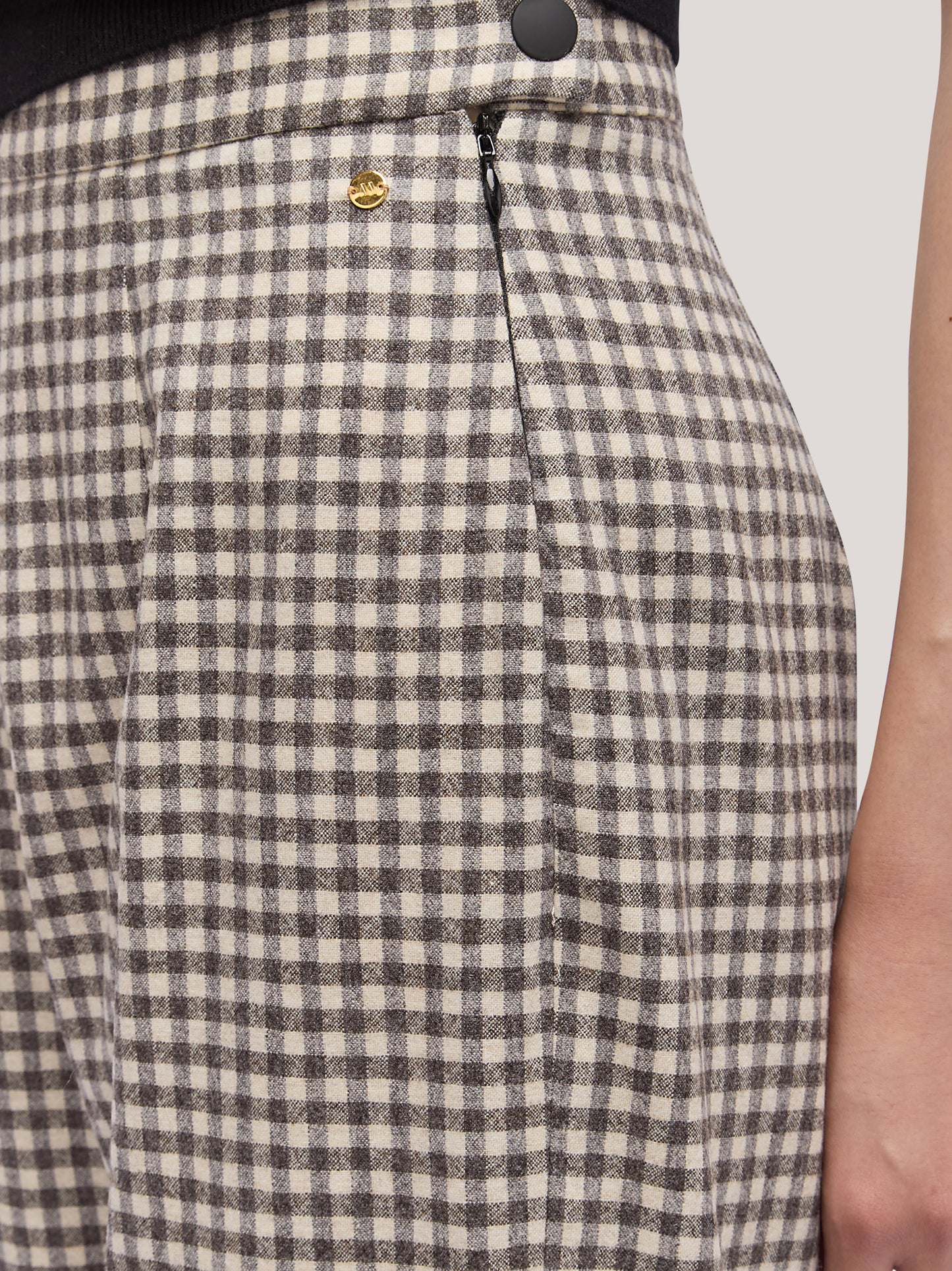 Women's slim-fit trousers in small checked gingham nero/bianco pam187_f2512b_bw0001 68145201152326