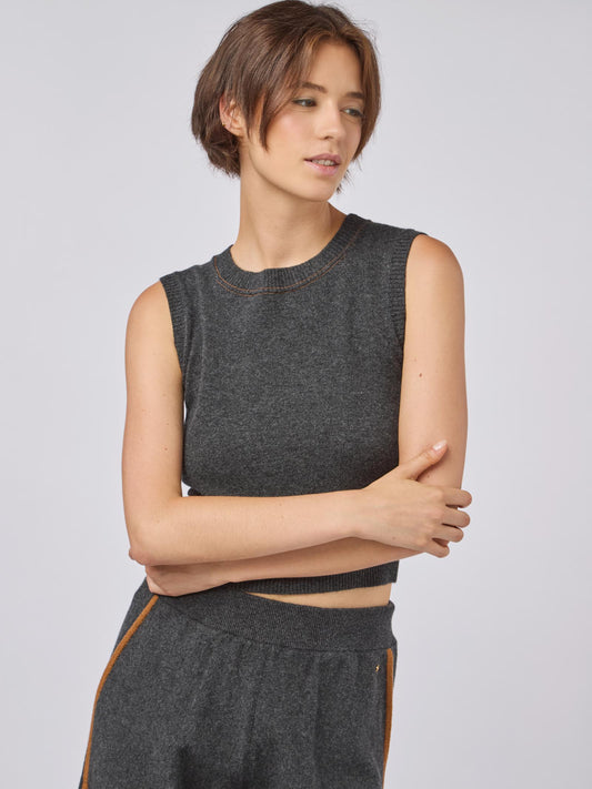 Knitted top with contrasting stitching graphite 240b23_fw241c_425425
