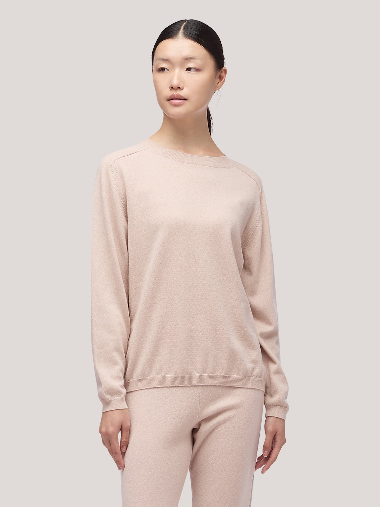 Maglia donna paricollo manica lunga, catenella sul fianco rosa tenue 250a24_fw25-3_a16ros 68160173801798