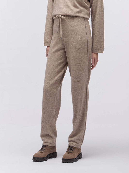 Pantalone Jogging ampio con coulisse e dettaglio catenella avena 250a35_n_fw25-3_j16ave