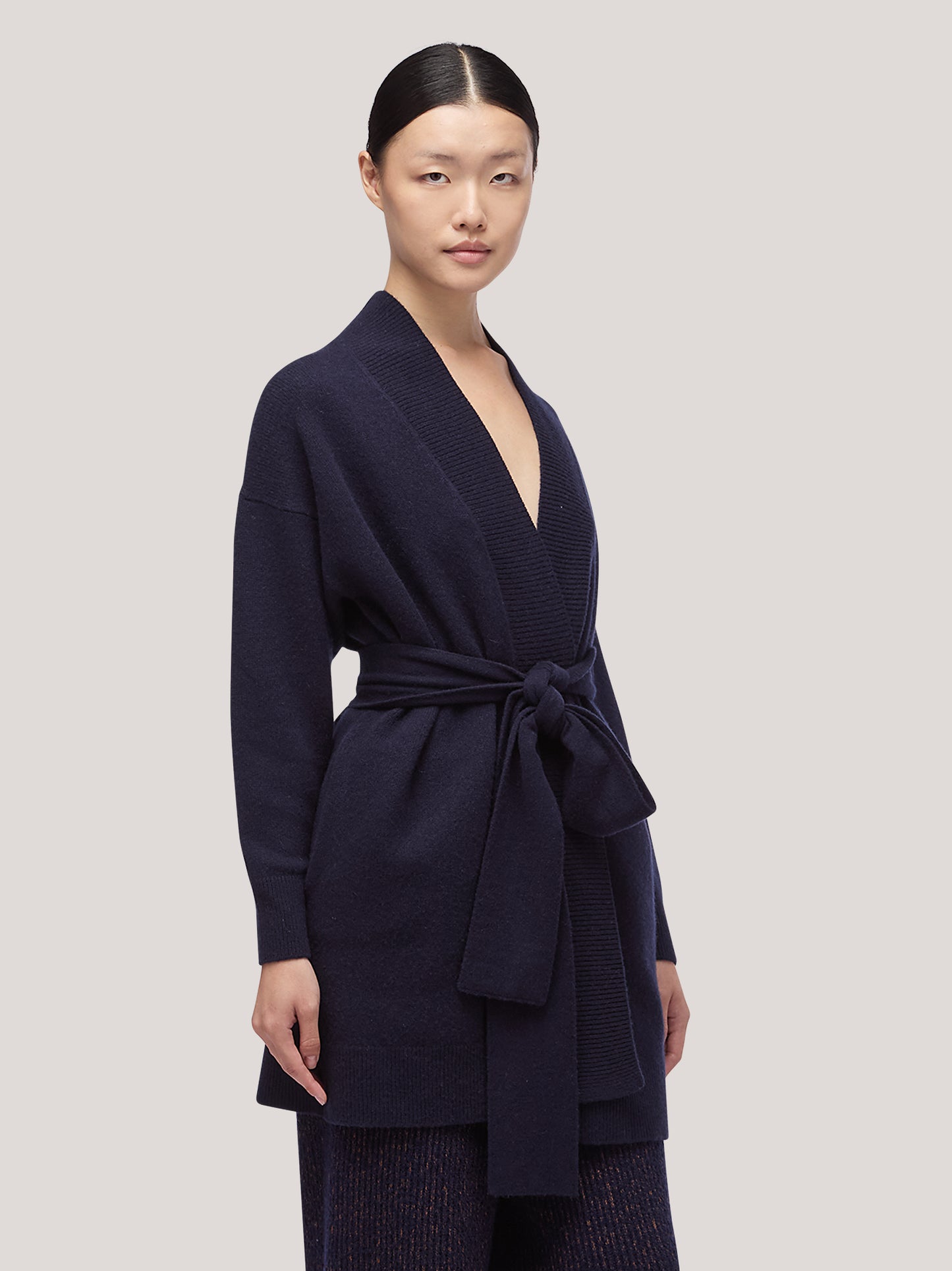 Maglia cardigan donna liste a costa, tasche e cintura, garzato notte 250a97_fw25-3_064not 68148624458054