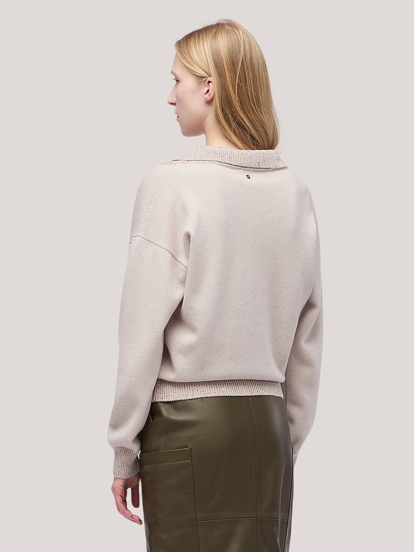 Maglia cardigan donna collo polo con tasche, inserto paillettes su bordi beige chiaro mel 250f01_fw256a_167bec 68522342056262