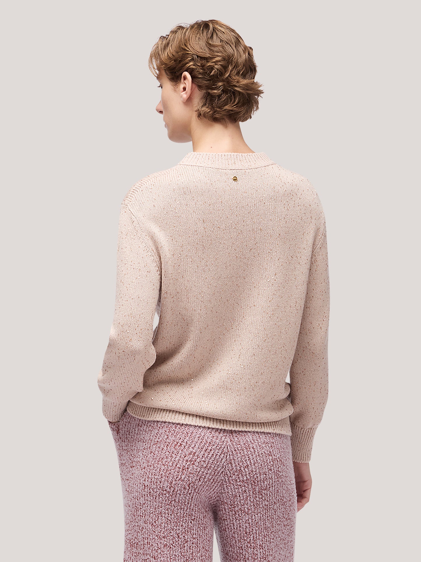 Maglia donna paricollo manica lunga, paillettes rosa tenue 250f35_fw256a_a16ros 68148057637190