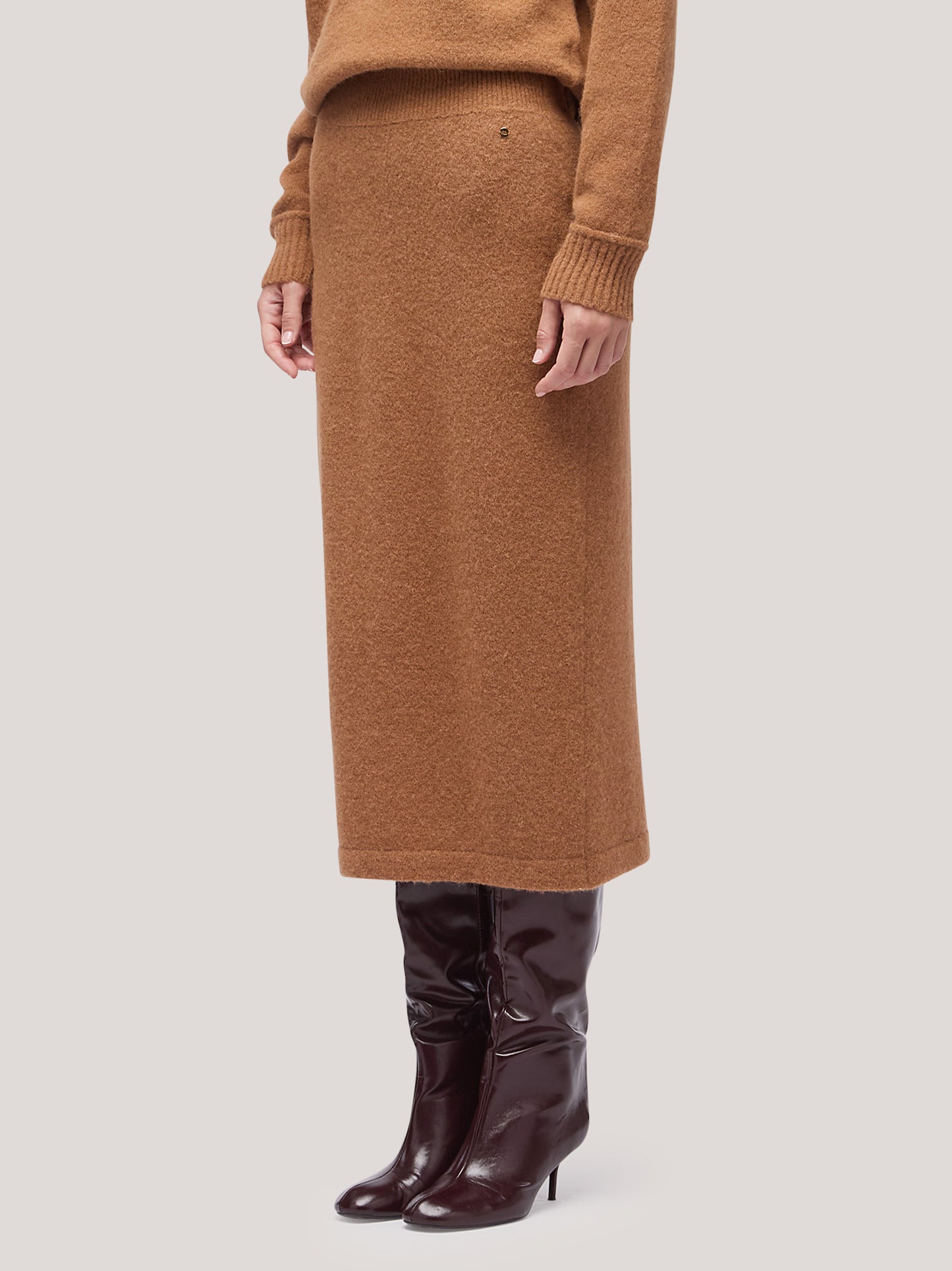 Long skirt with ribbed belt, hanaq tobacco 250n90_fw254a_426tab 68147433767238