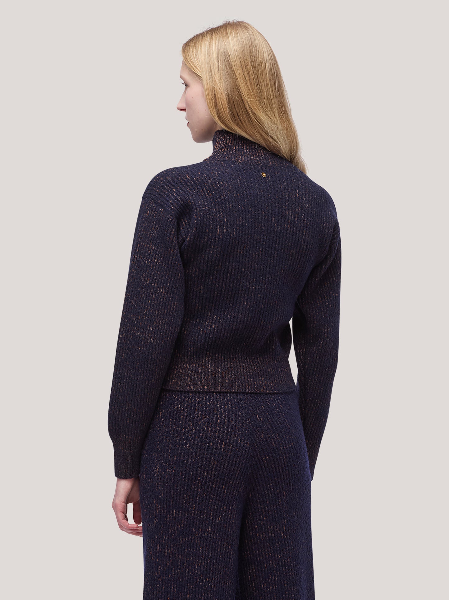 Women's long-sleeved turtleneck sweater, two-tone English rib blue / caramel cafe 250r95_fw259a_u01nac 68521971482950