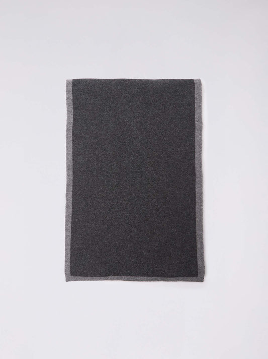 Sciarpa bicolore reversibile con bordi a contrasto grafite mel 25k324_n_fw25-3_425gra