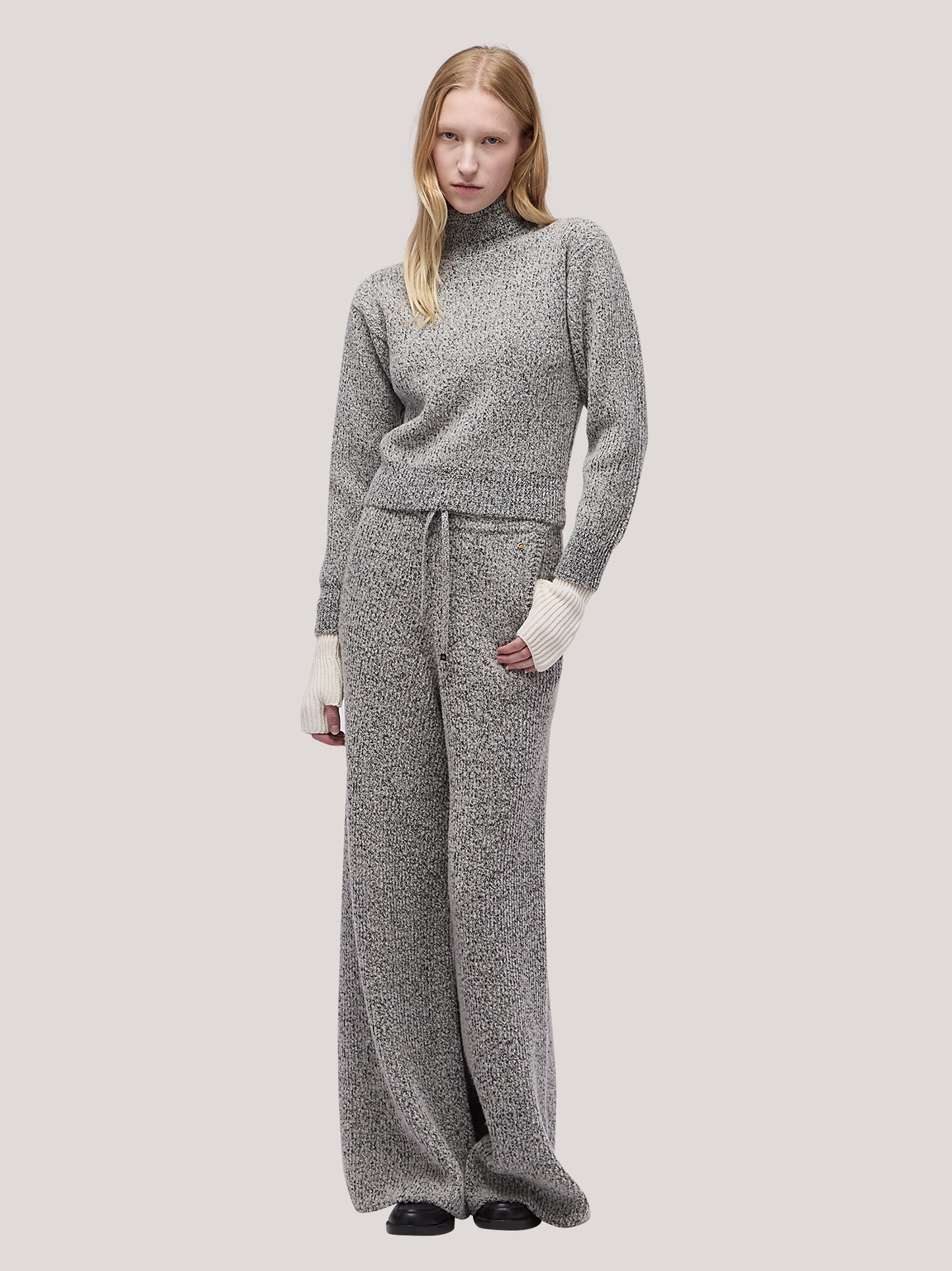 Guanti manicotti donna a costa bianco naturale 25k350_fw25-3_217bia 68521940123974