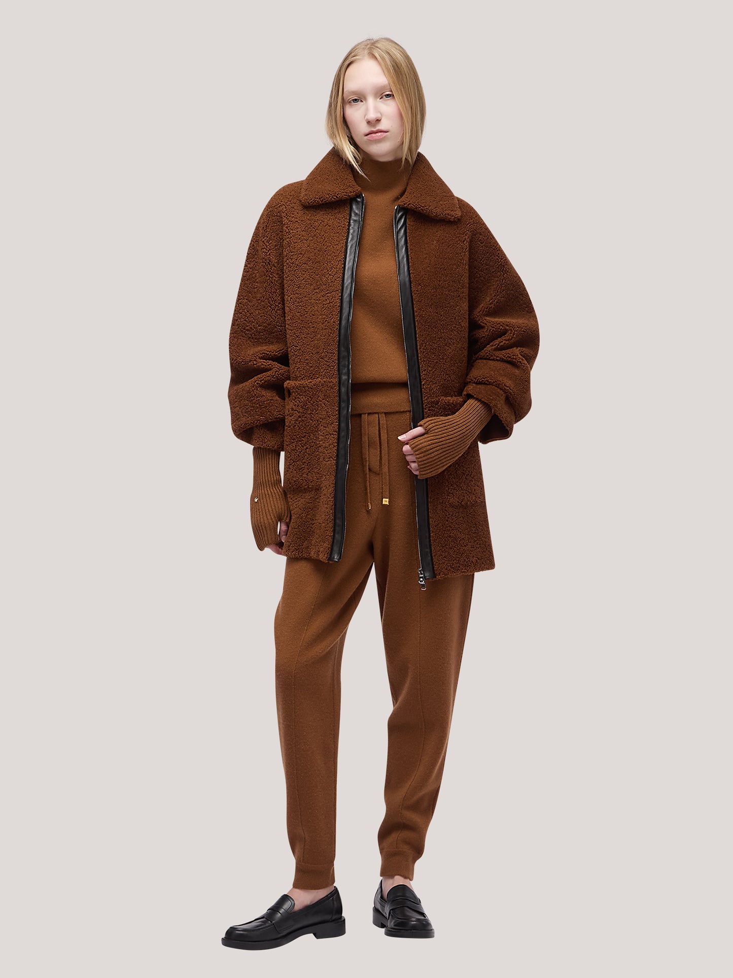 Guanti manicotti donna a costa caramel cafe 25k350_fw25-3_165car 68521949331782