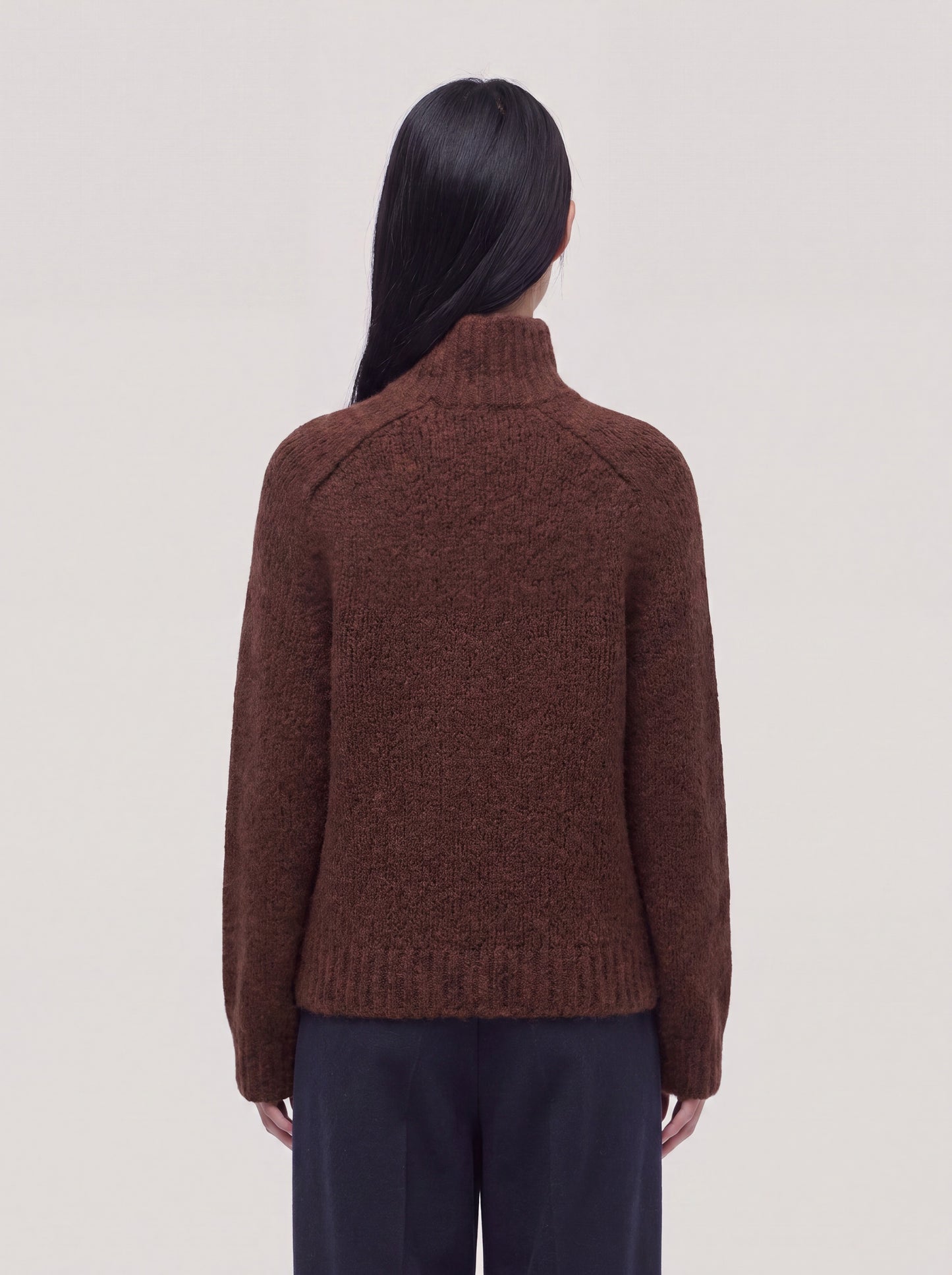 Lupetto in Cocooning Cashmere noce 260b03_fw26-2_492noc 74730128769350