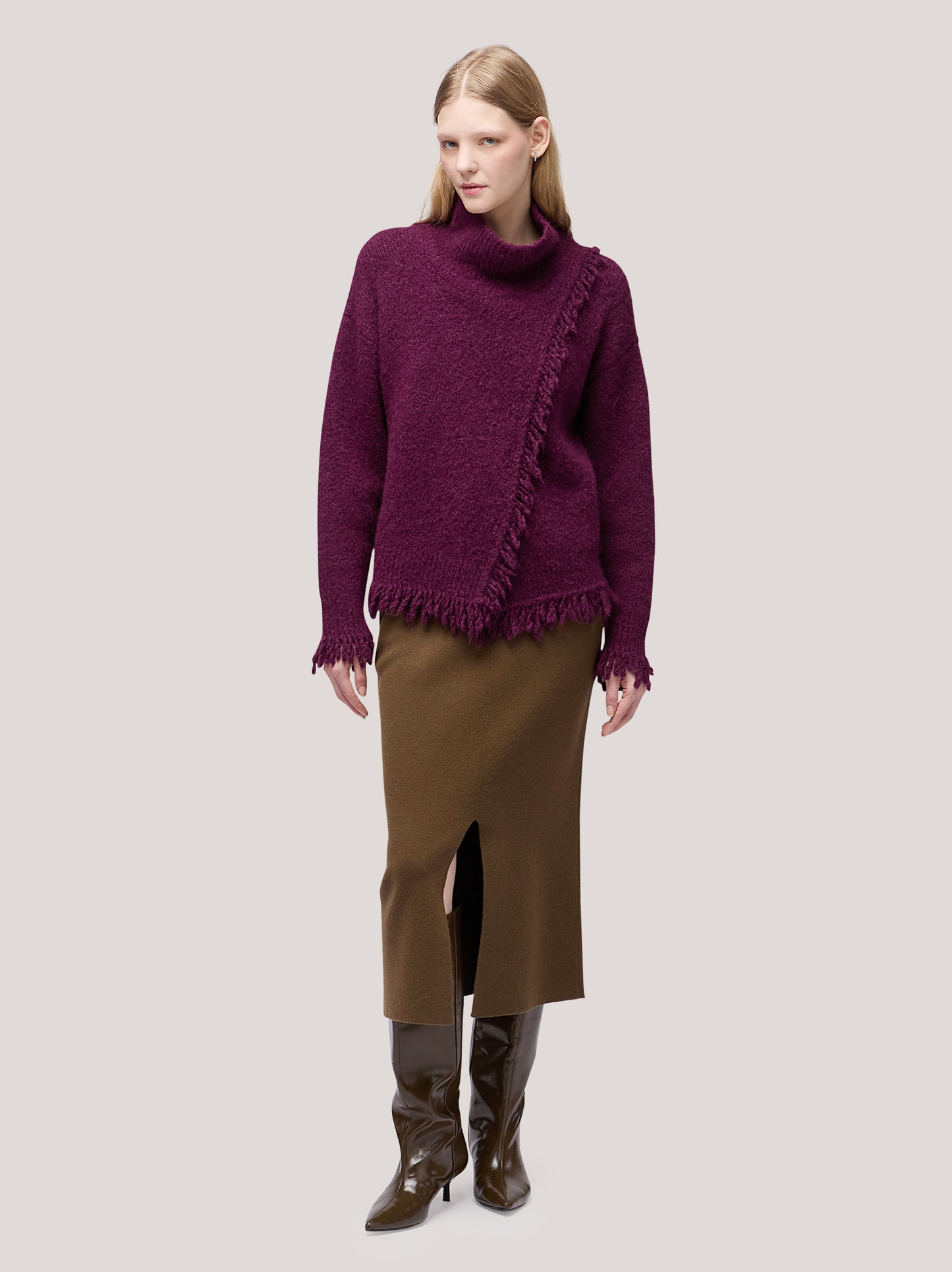 Asymmetric turtleneck sweater with fringed edges dark grape 260n73_fw26-9_489dar 74258783863110