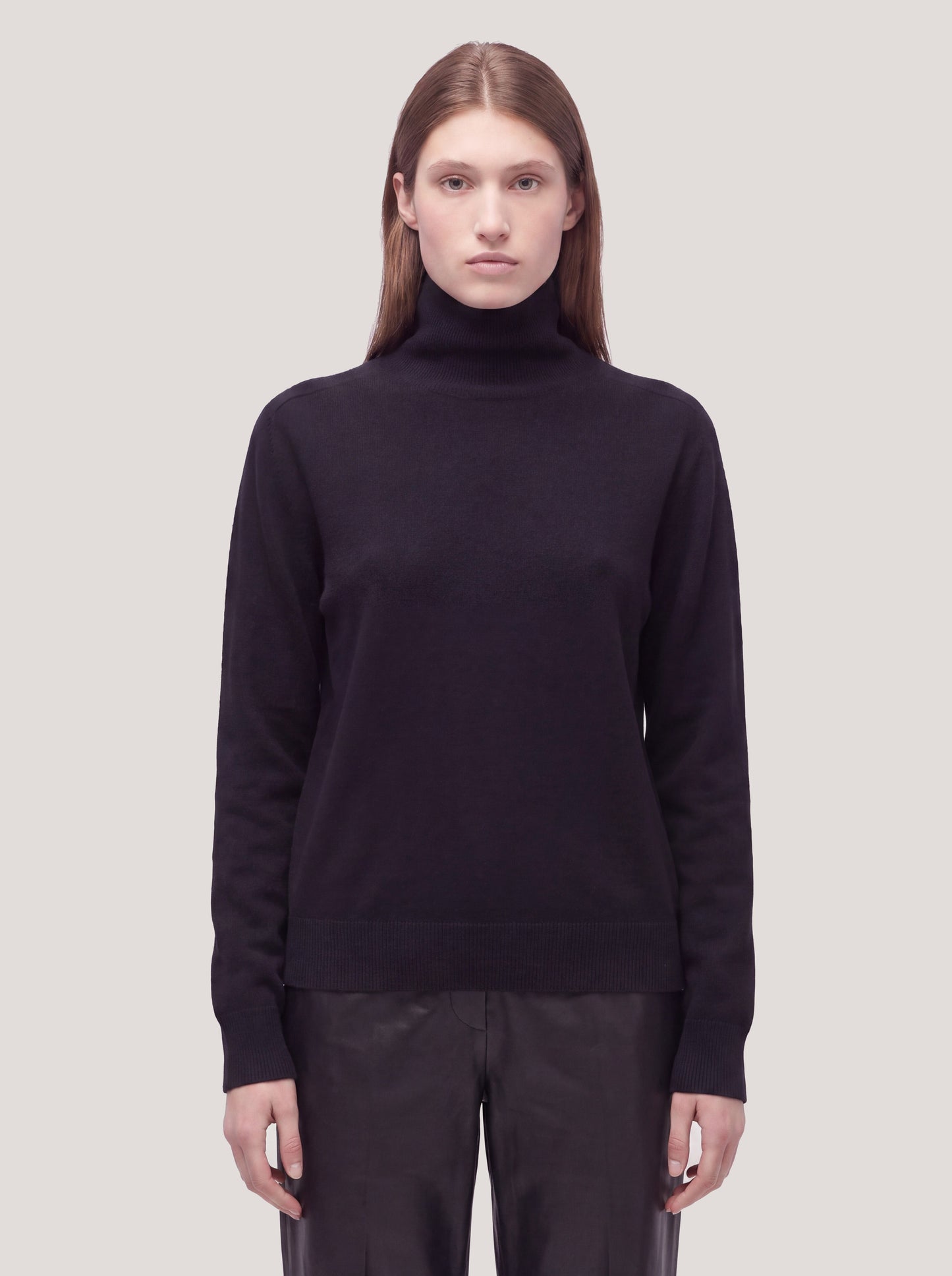 Long-sleeved saddle-shoulder mock-neck in Milano stitch black 260r10_fw26-7_096bla 75188686192966