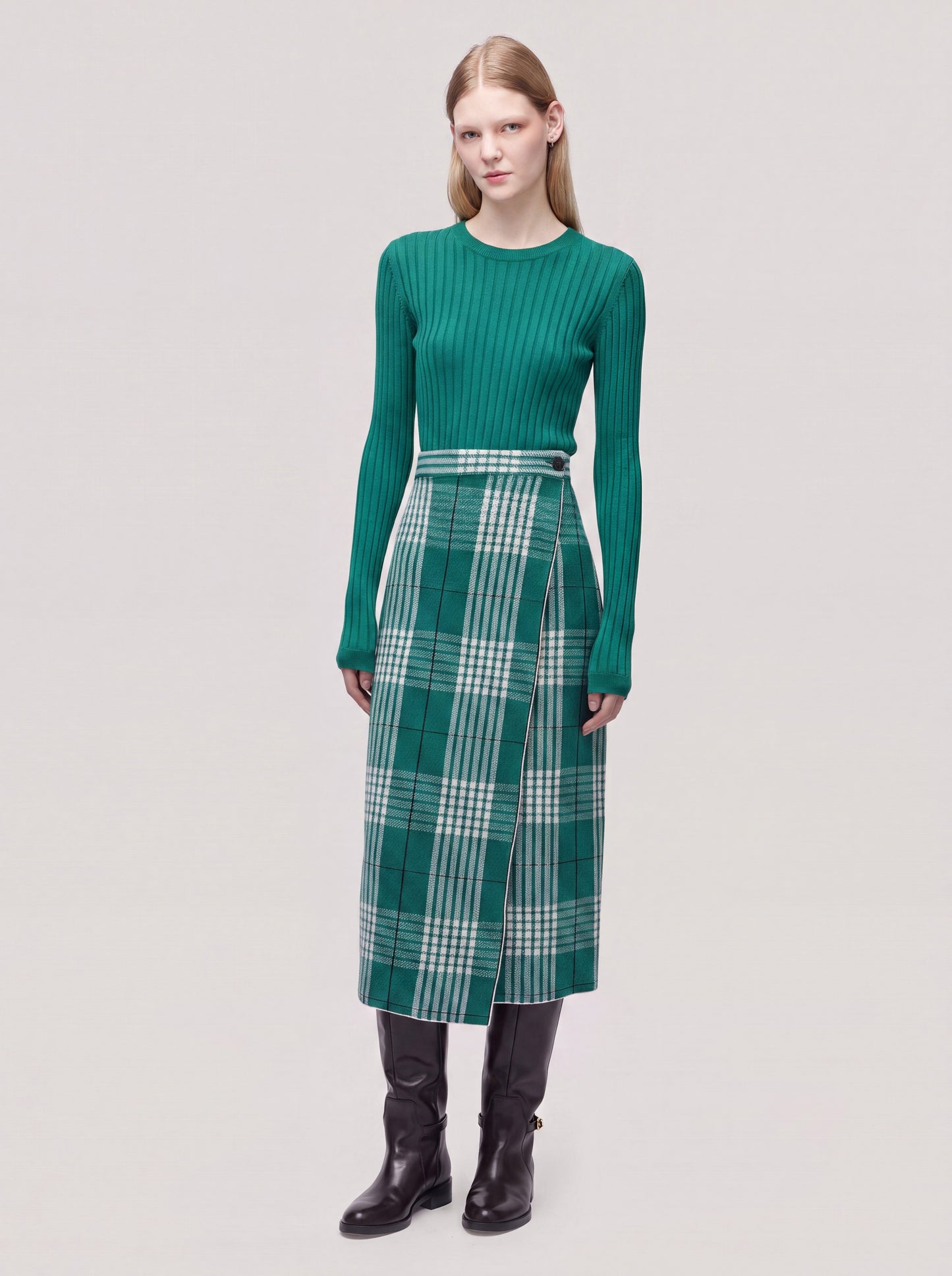 Long wrap skirt in Prince of Wales check knit jade 260r45_fw2612_816gia 74756184441158