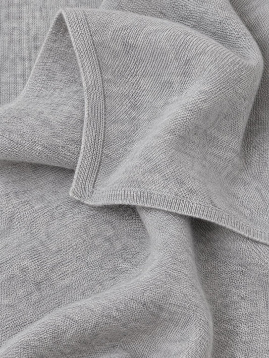 Sciarpa stola in puro cashmere a maglia rasata - Sciarpa stola in puro cashmere a maglia rasata alt - 002