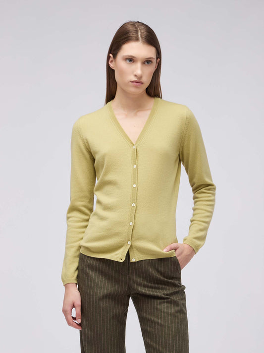 Cardigan in cashmere kiwi 550786_rcapi_693693