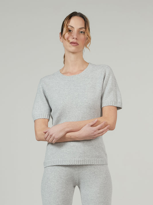 Maglia scollo tondo manica corta, bordi a costina selenite 550r01_fw25-7_b62sel