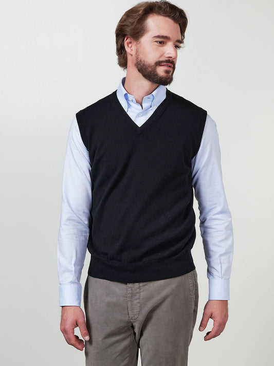 Gilet in cashmere nero 55k070_rcapi_096096