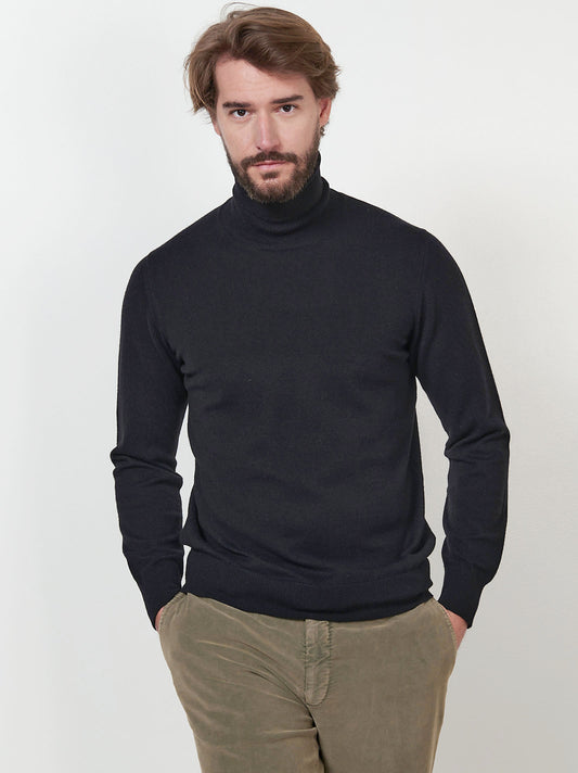Maglia a collo alto in cashmere nero 55k075_rcapi_096096