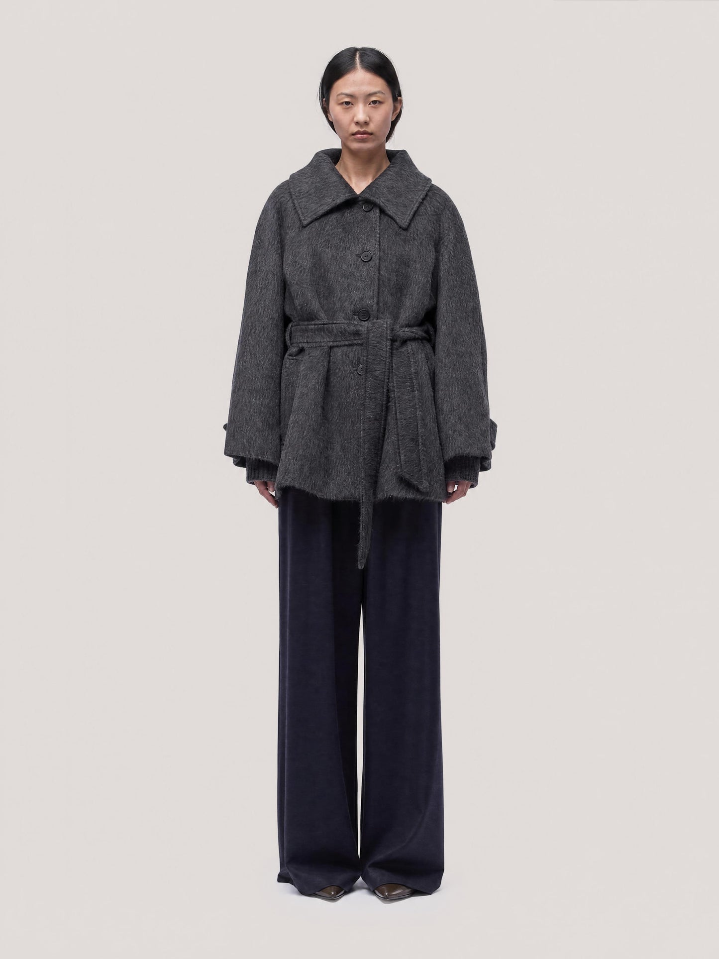 Short stand-collar coat with belt in camel mohair graphite cpa117_t30_f26-30_tgrafi 74819625222470
