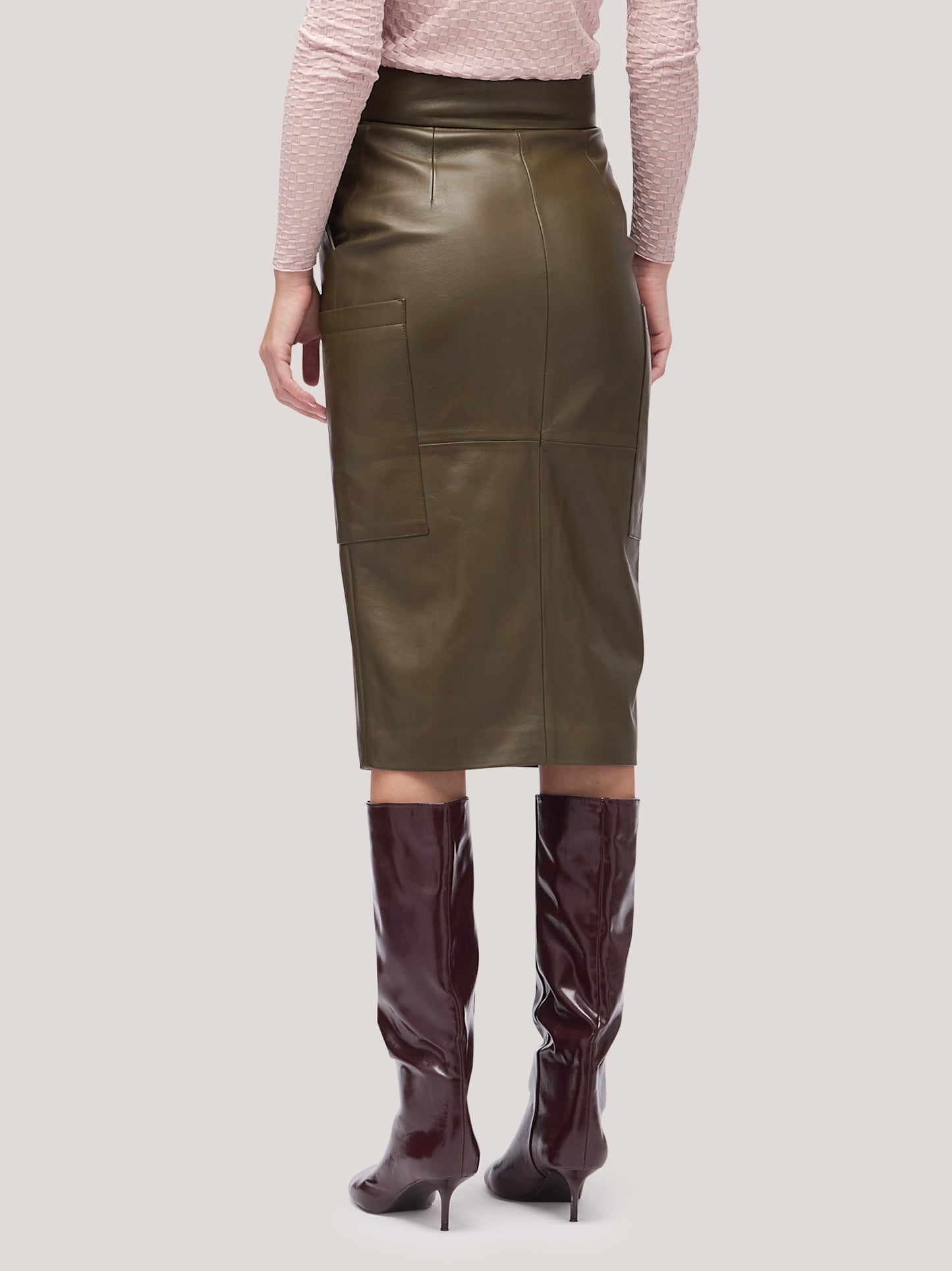 Gonna in pelle con spacco sul davanti militare gon068_f2515a_mi0001 68145295819078