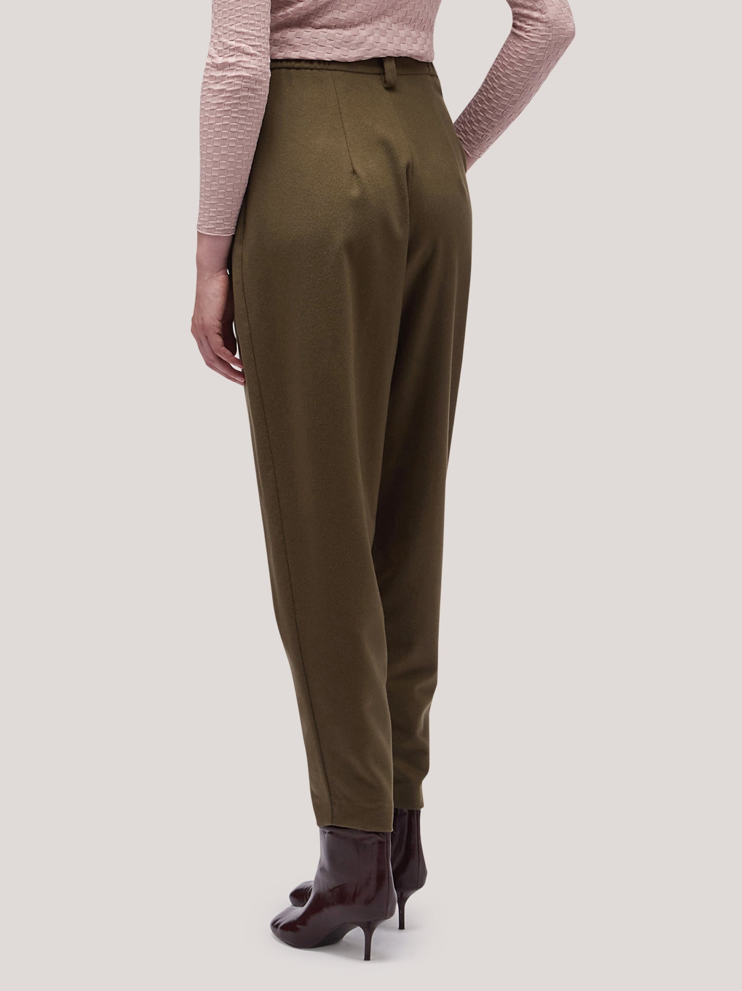 Pantalone donna a uovo in flanella militare pam188_f2513a_mi0001 68145101177158