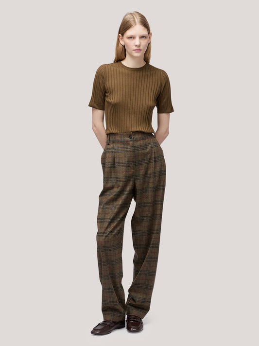 Carrot fit trousers in Glen check flannel moss pam232_t22_f26-22_tmusch
