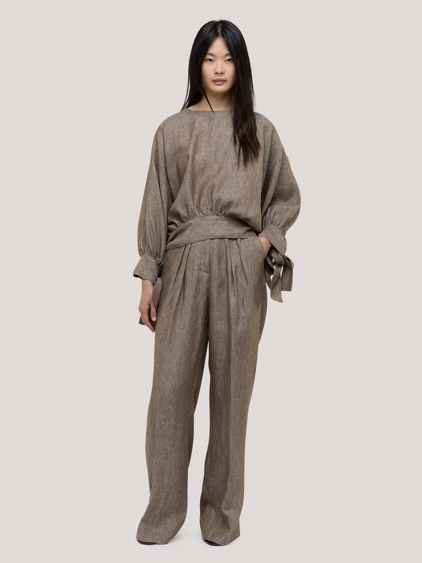 Cropped oversized blouse with three-quarter sleeves in 100% linen melange top112_s2611c_tmelan 72189607543110