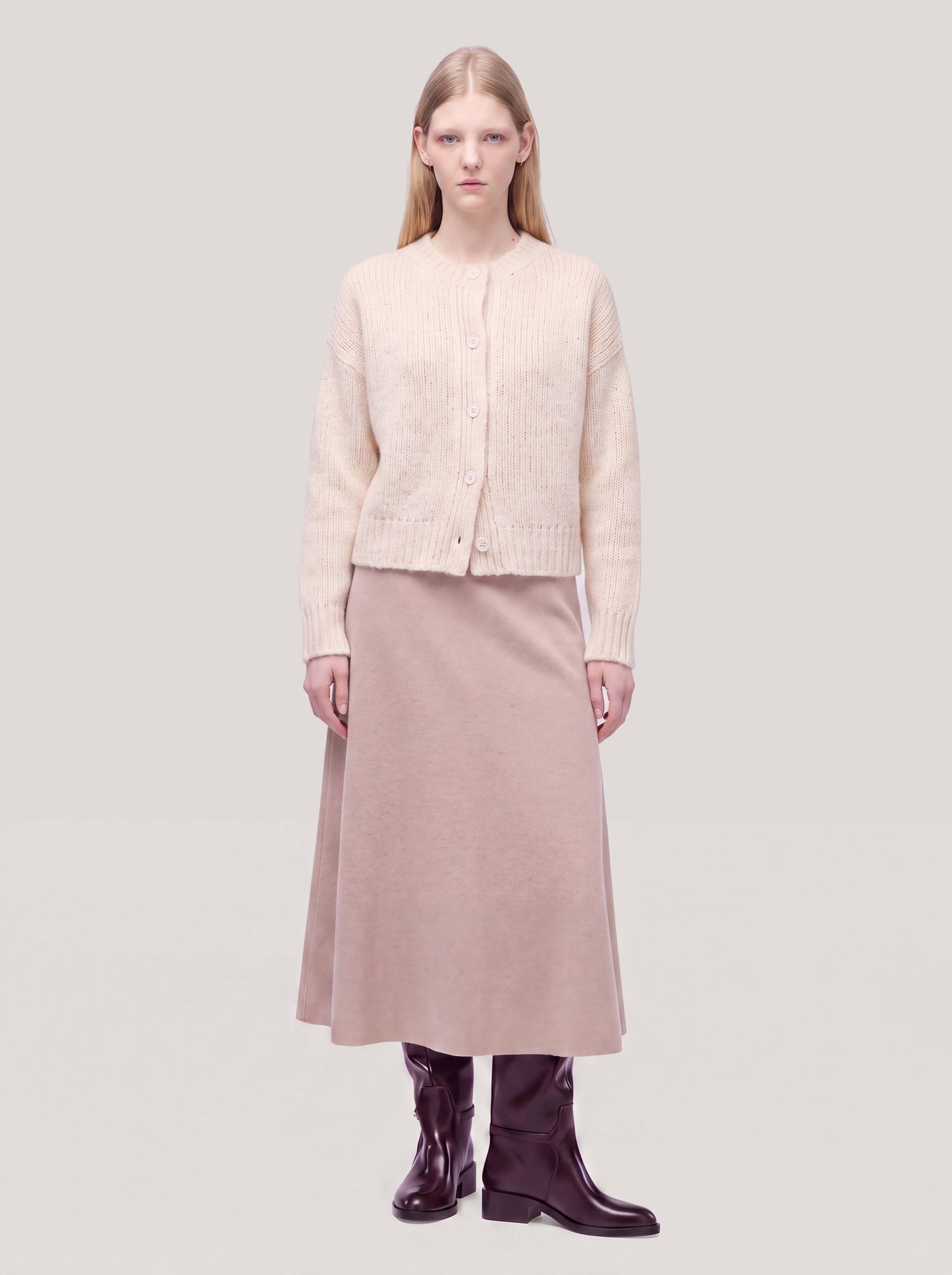 Long flared skirt in Milano stitch knit dune 260r22_fw26-7_999dun 75223971037510
